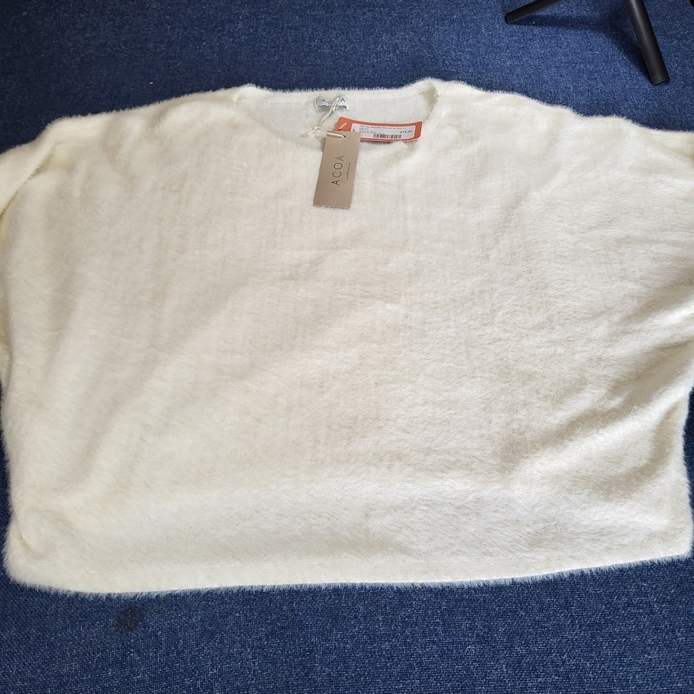 ACOA Collection Ivory Off The Shoulder Fuzzy Eyelash Knit Batwing Sweater L NEW